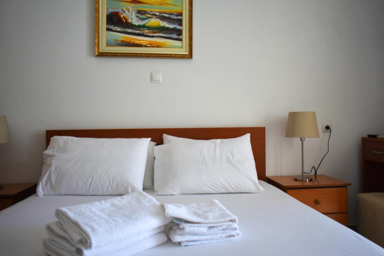 Ionio Rooms II Himare Exterior foto