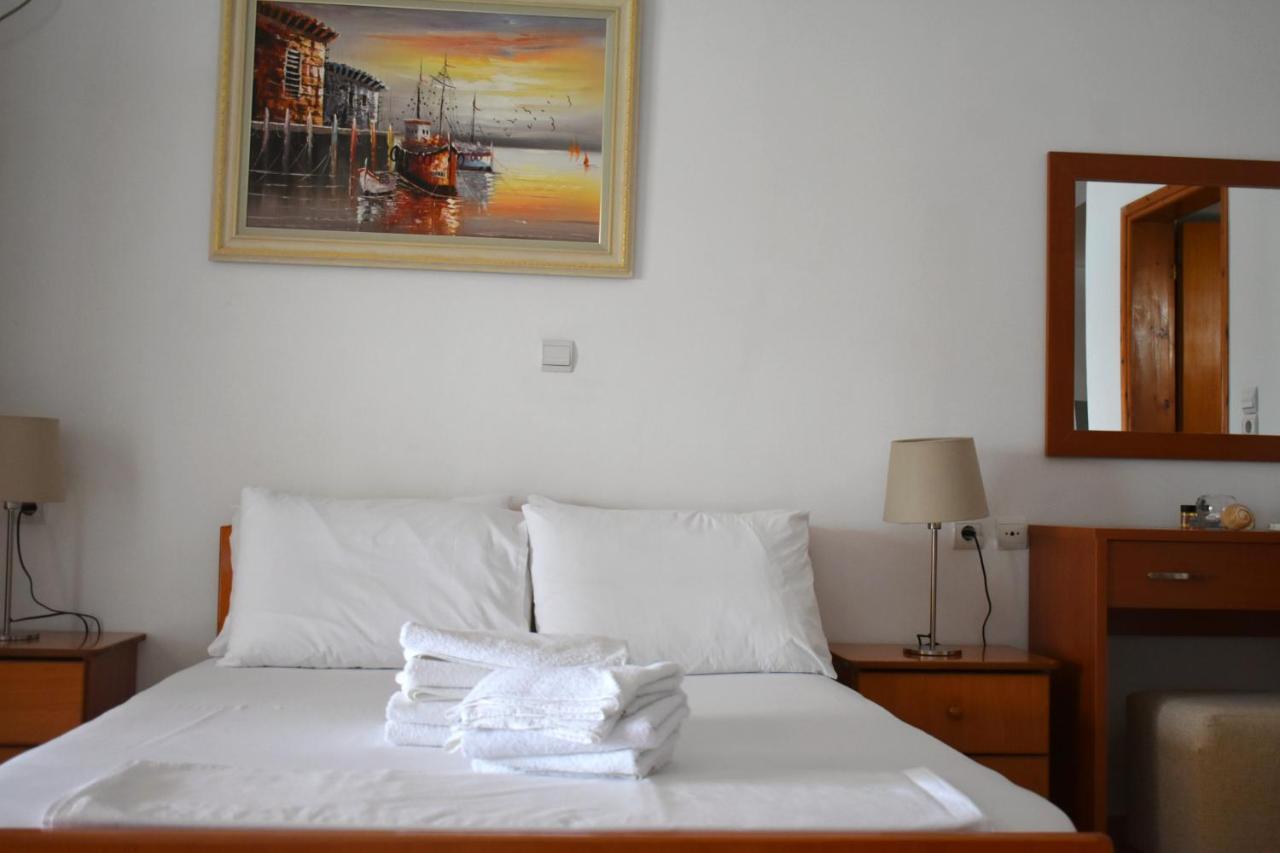 Ionio Rooms II Himare Exterior foto