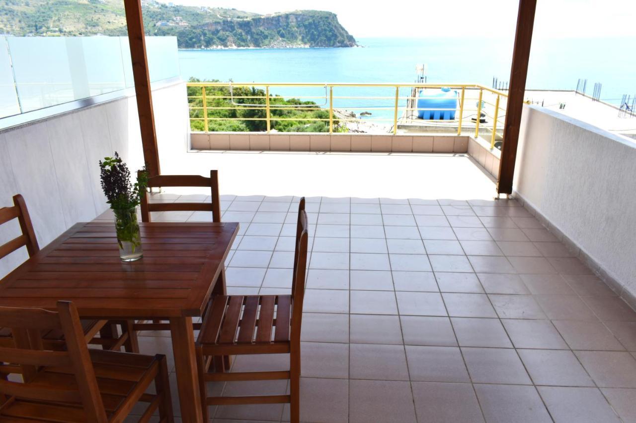 Ionio Rooms II Himare Exterior foto
