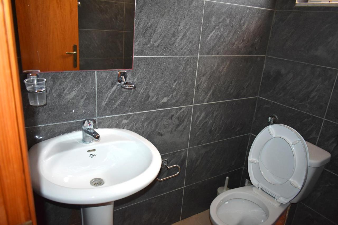 Ionio Rooms II Himare Exterior foto