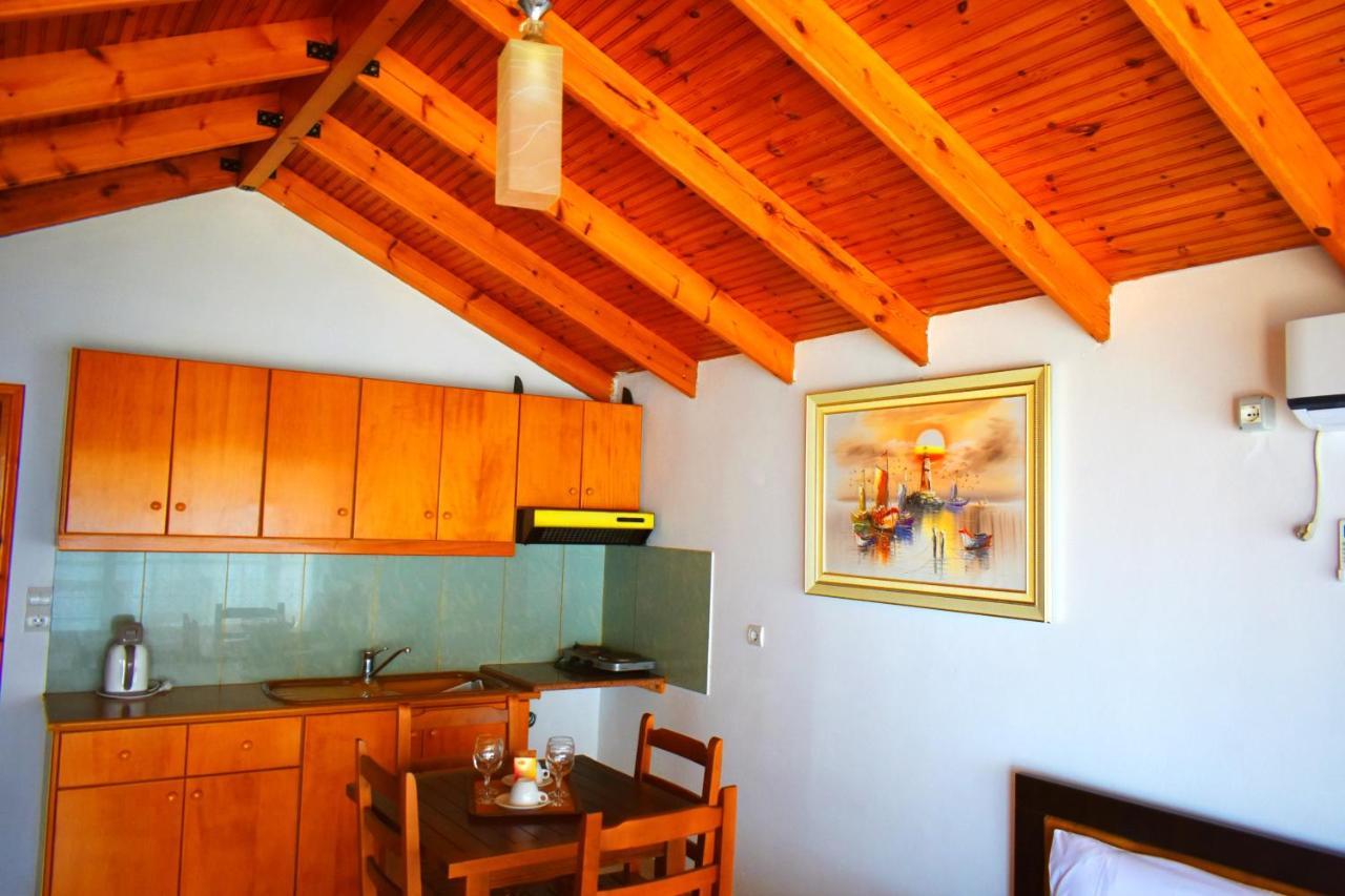 Ionio Rooms II Himare Exterior foto