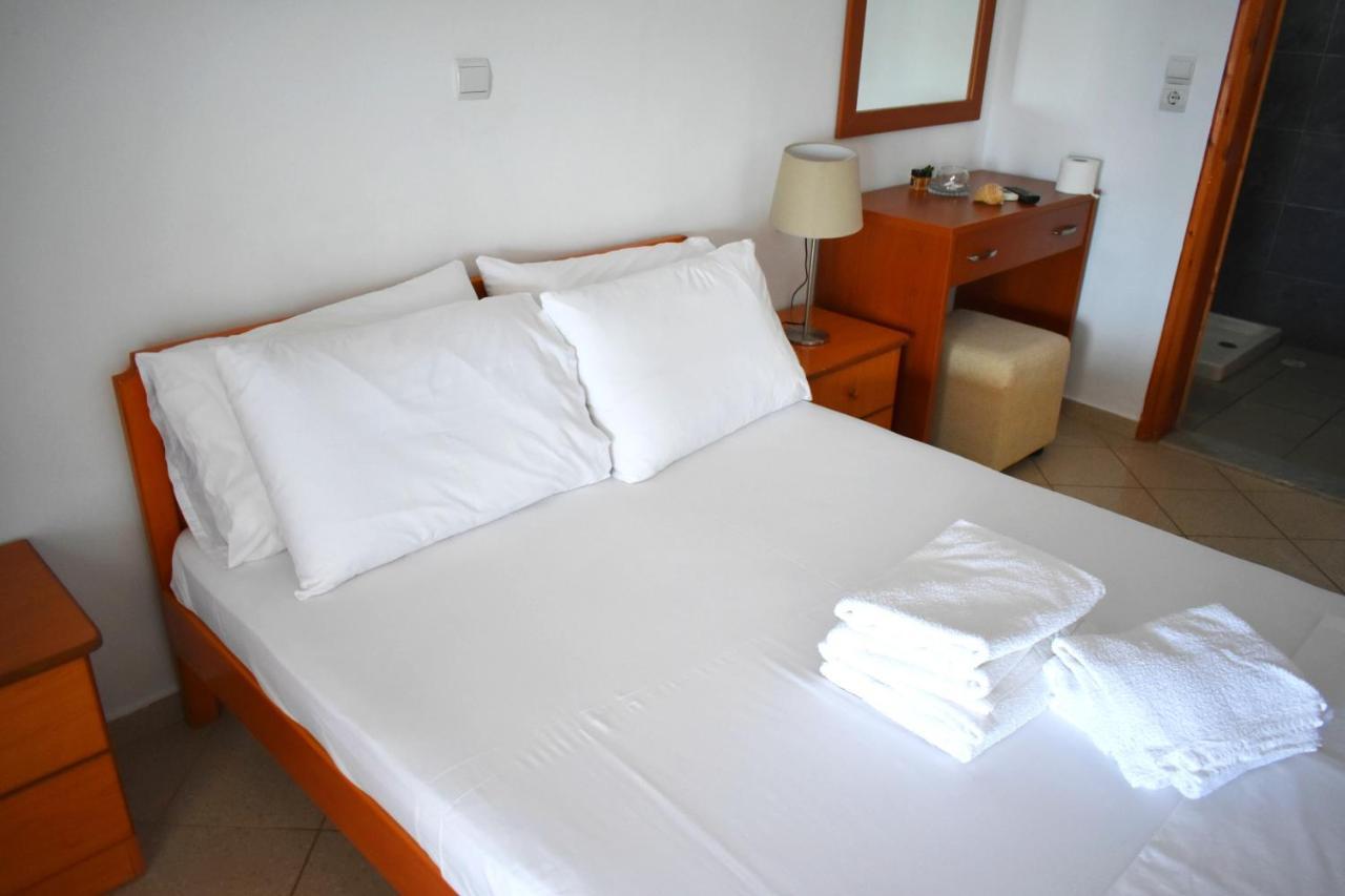 Ionio Rooms II Himare Exterior foto